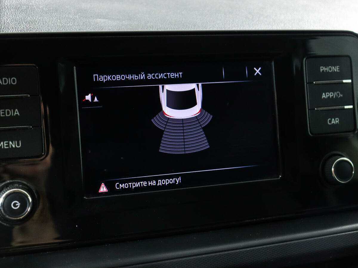 Skoda Rapid с пробегом — 2021 год. Фото: #12