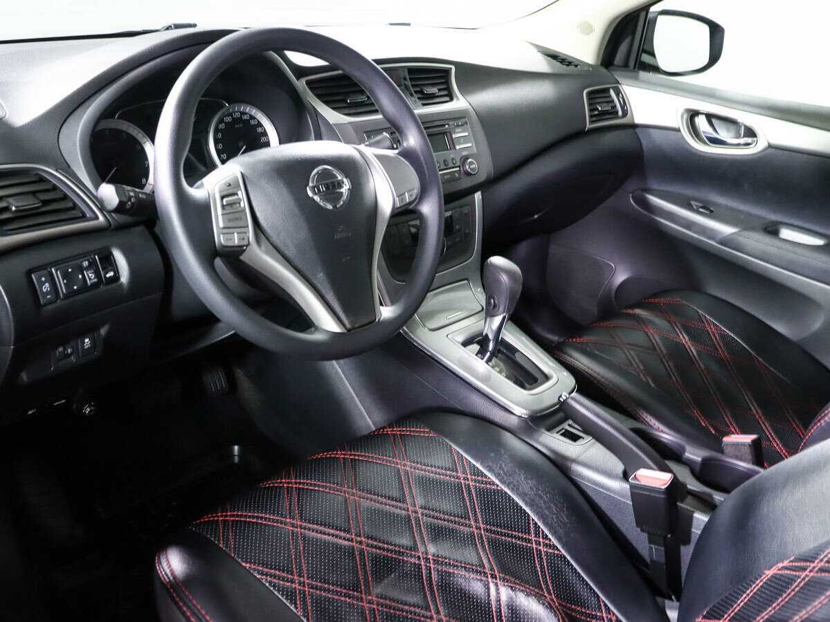 Nissan Sentra с пробегом — 2015 год. Фото: #11