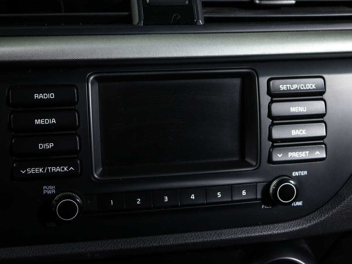 Kia Rio с пробегом — 2019 год. Фото: #17