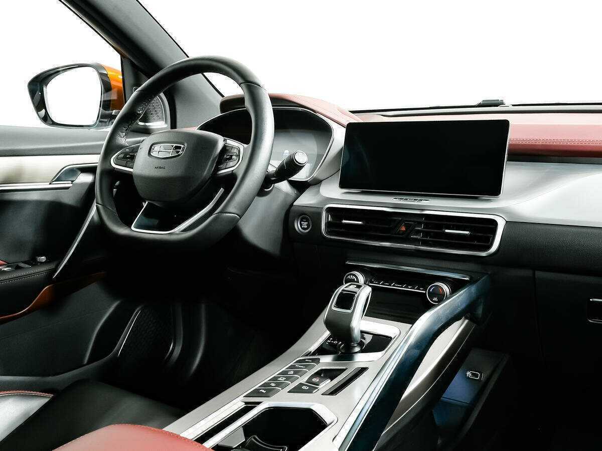 Geely Coolray с пробегом — 2020 год. Фото: #8