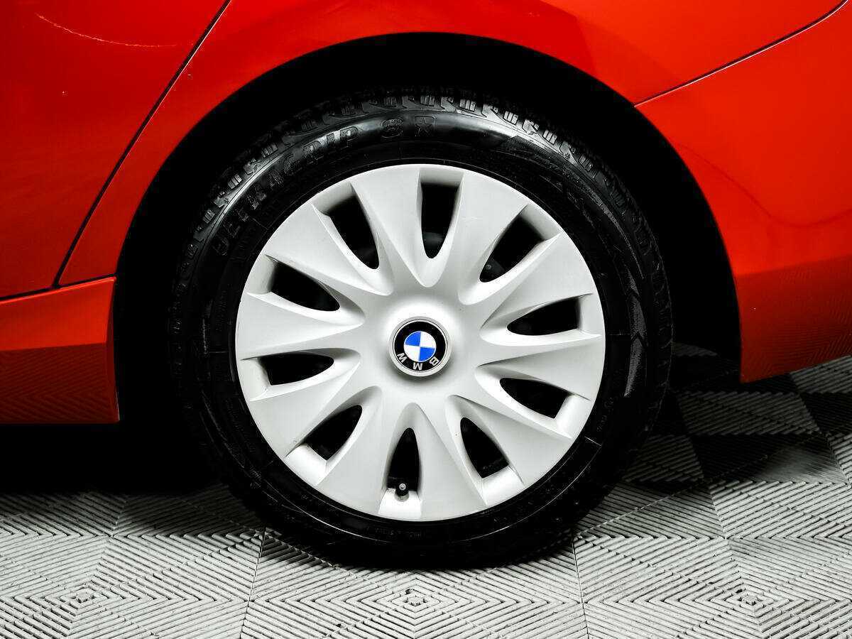 BMW 1 серии с пробегом — 2016 год. Фото: #13