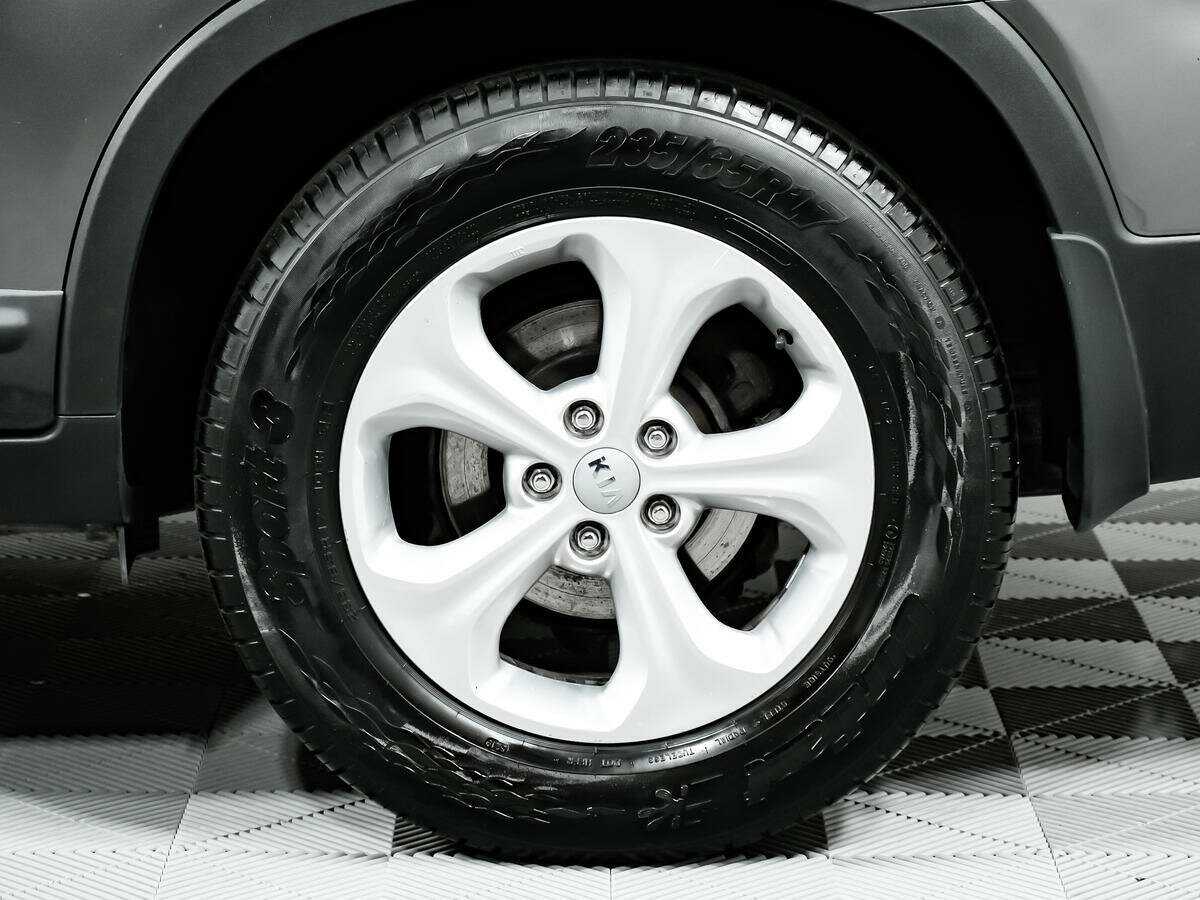 Kia Sorento с пробегом — 2014 год. Фото: #11