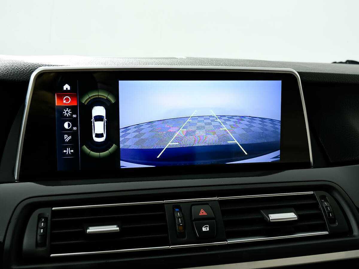 BMW 5 серии с пробегом — 2013 год. Фото: #13