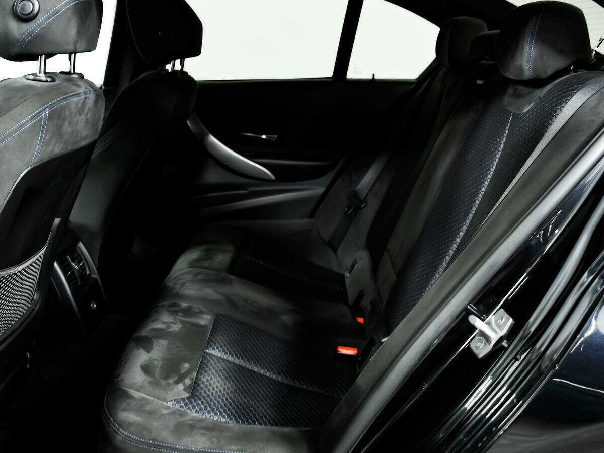 BMW 3 серии с пробегом — 2014 год. Фото: #11