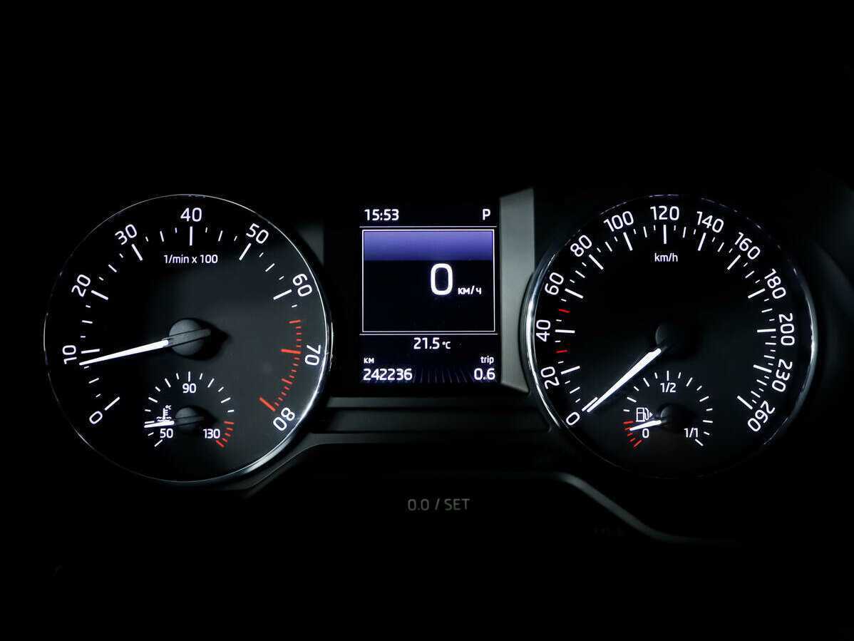 Skoda Octavia с пробегом — 2016 год. Фото: #9