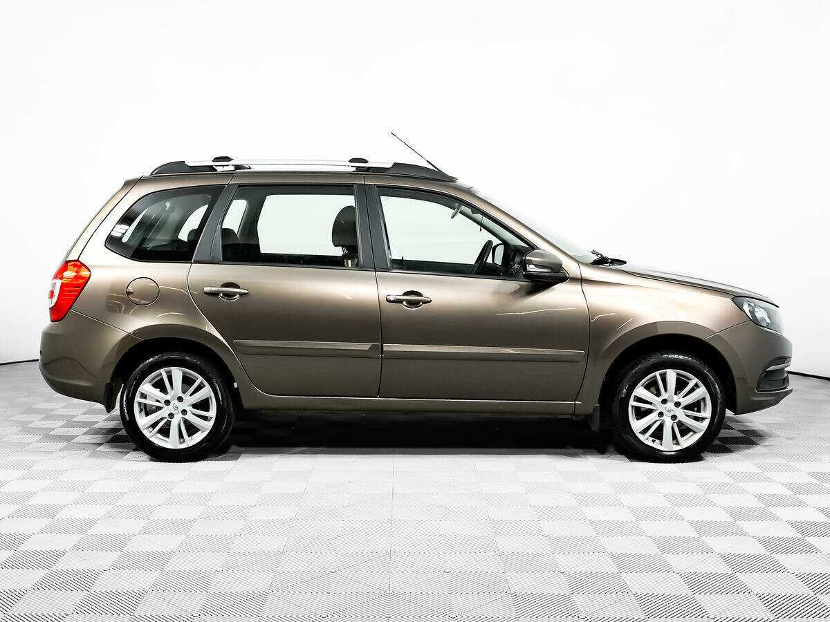 Lada (ВАЗ) Granta с пробегом — 2022 год. Фото: #3