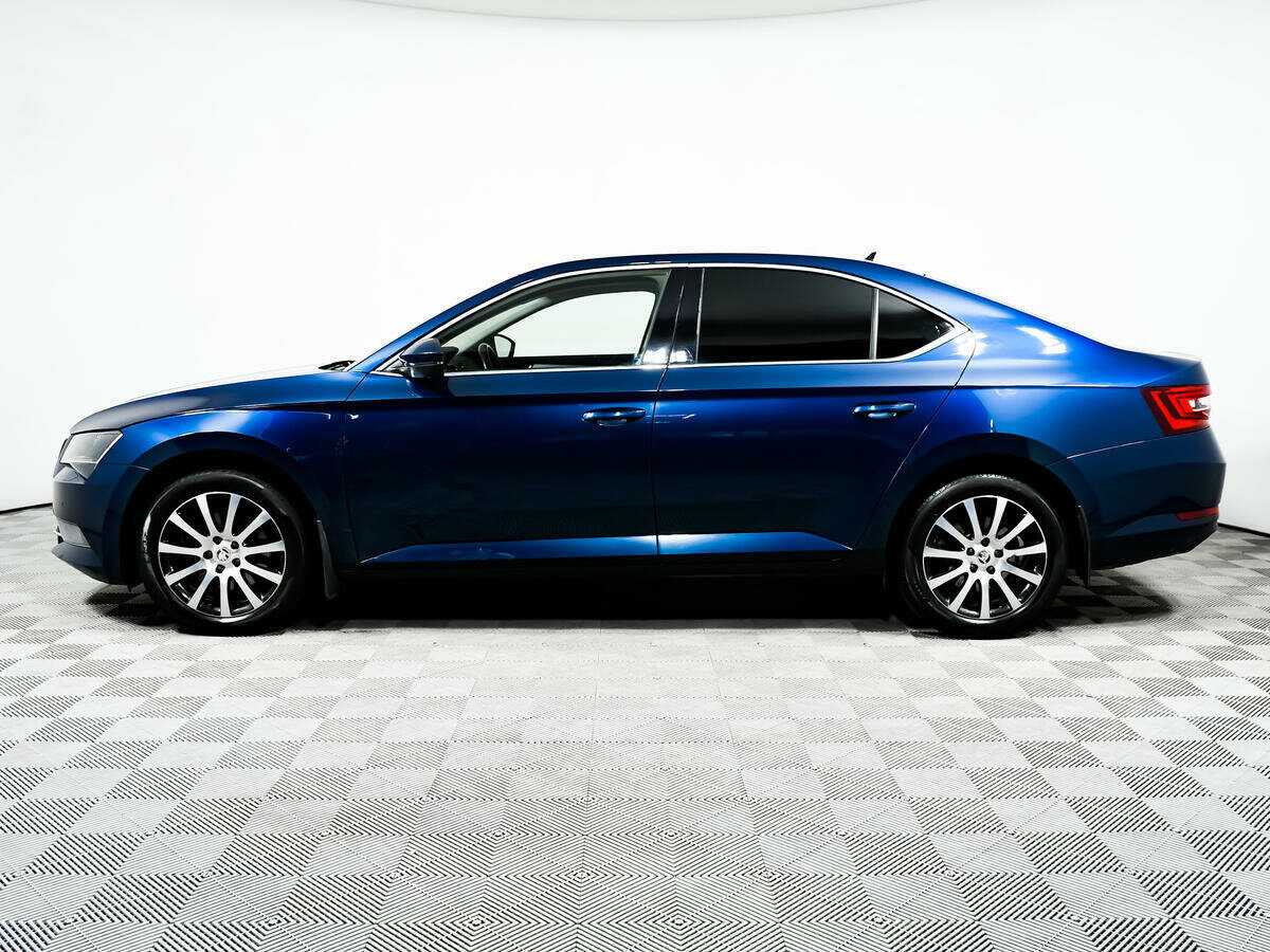 Skoda Superb с пробегом — 2019 год. Фото: #7