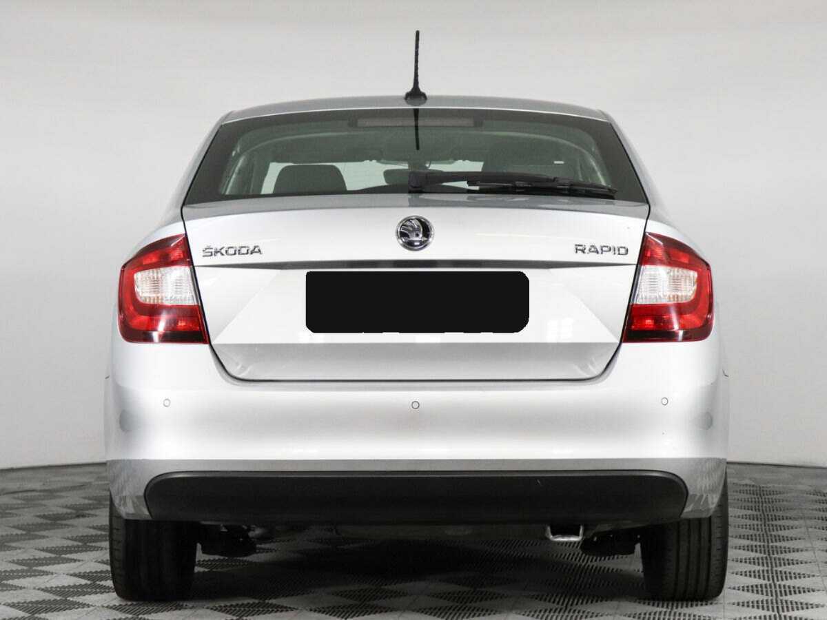 Skoda Rapid с пробегом — 2018 год. Фото: #5