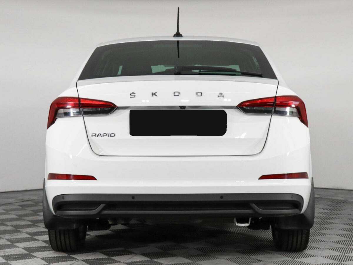 Skoda Rapid с пробегом — 2021 год. Фото: #5