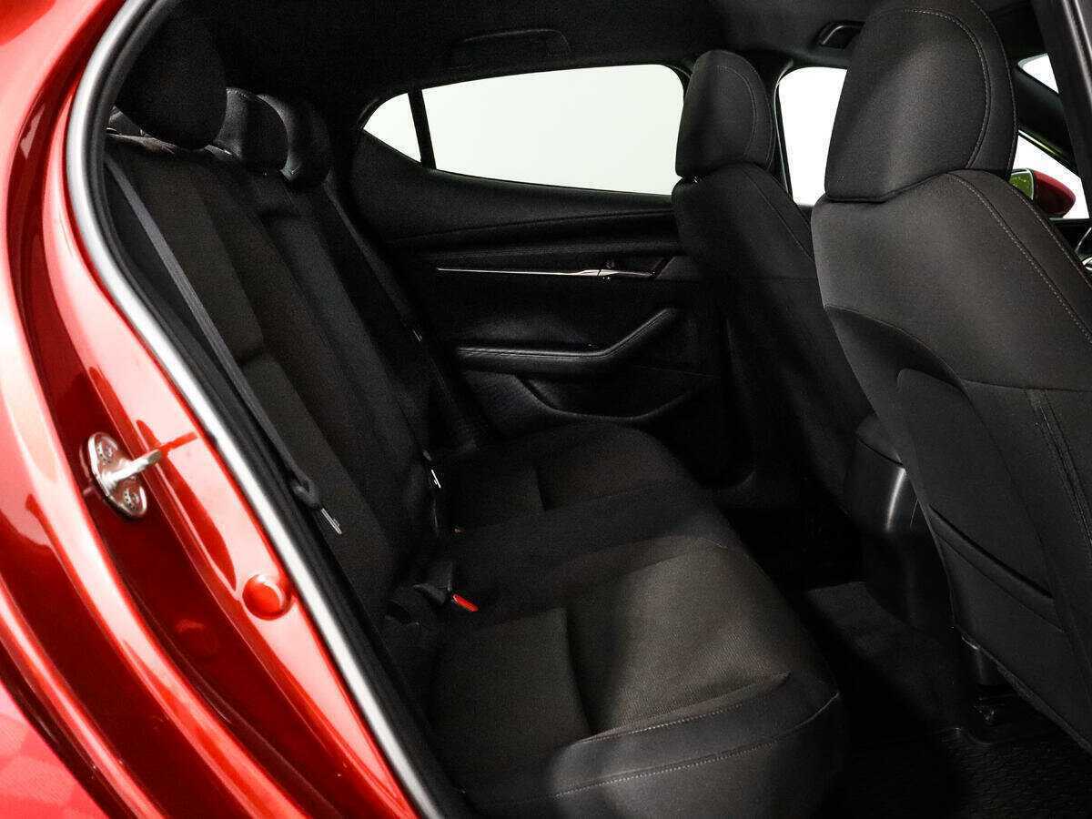 Mazda 3 с пробегом — 2019 год. Фото: #10