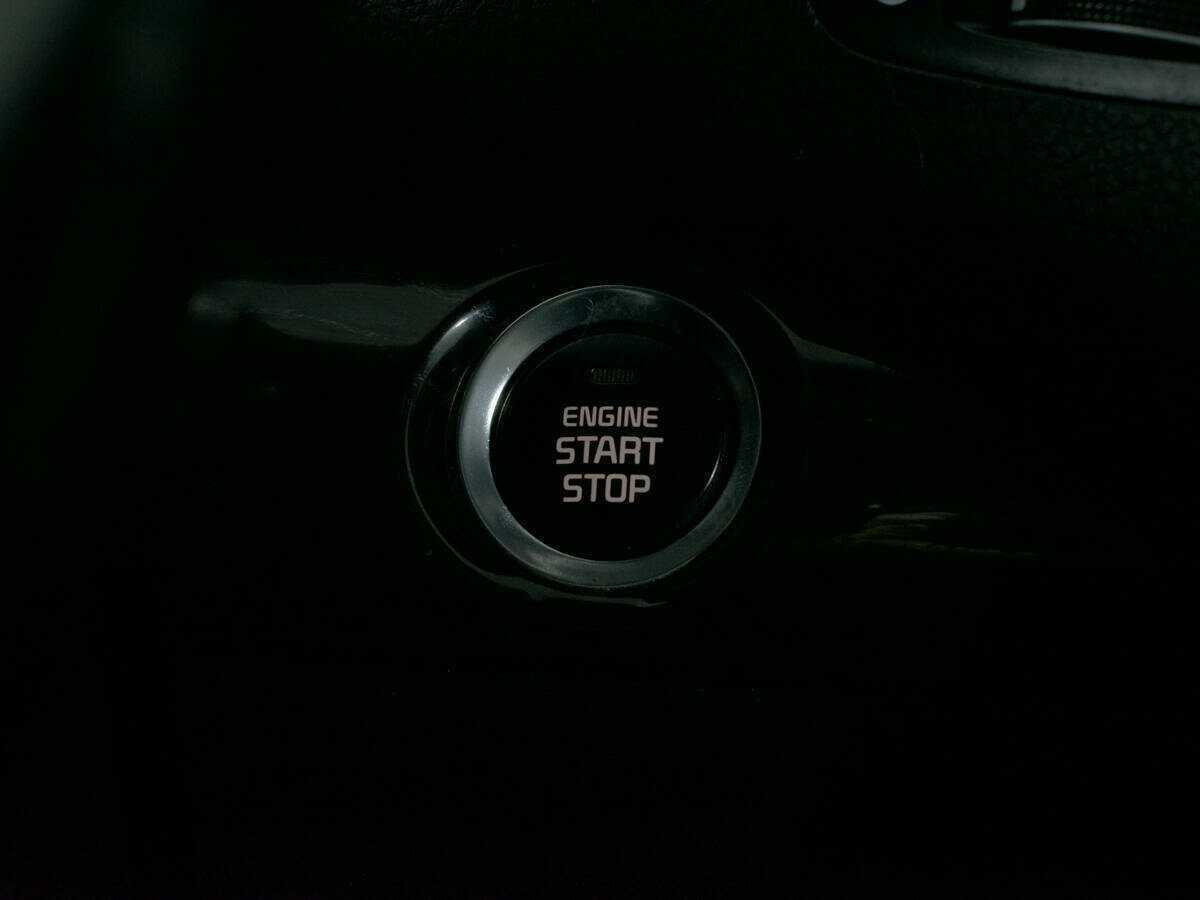 Kia Sorento с пробегом — 2017 год. Фото: #16