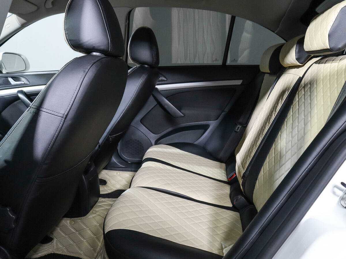 Skoda Octavia с пробегом — 2012 год. Фото: #9