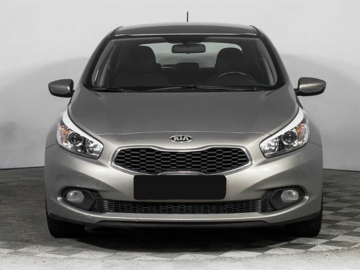 Kia Ceed с пробегом — 2015 год. Фото: #1