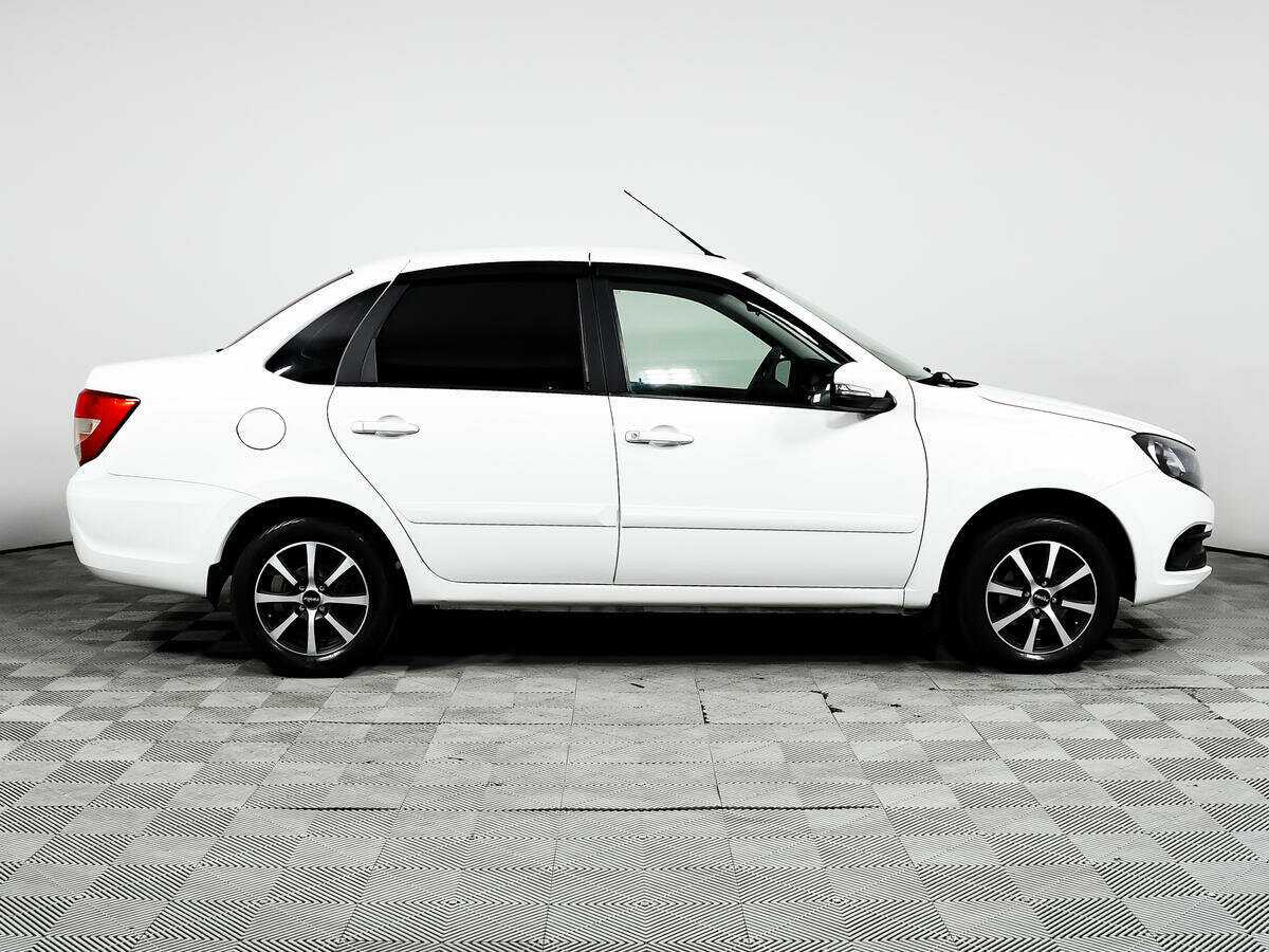 Lada (ВАЗ) Granta с пробегом — 2020 год. Фото: #3