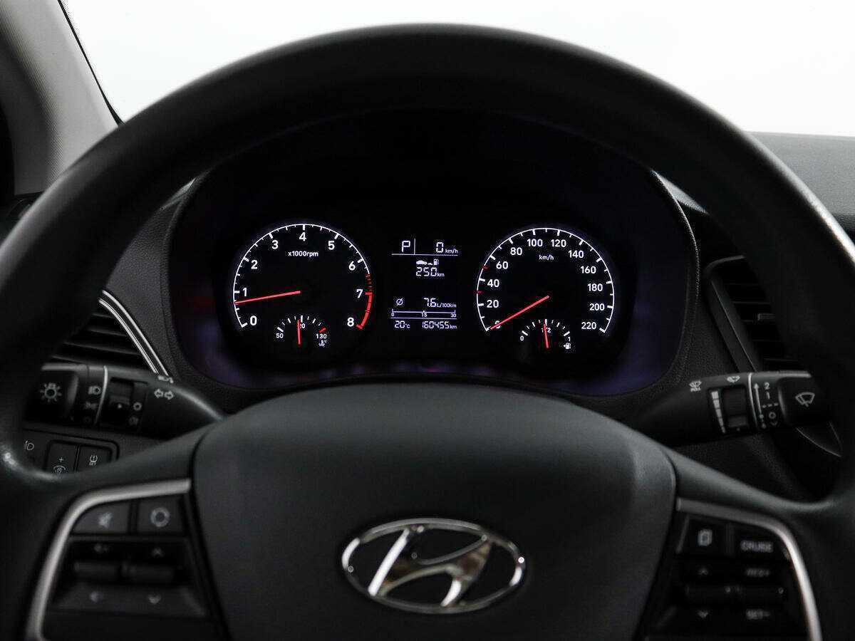 Hyundai Solaris с пробегом — 2019 год. Фото: #17