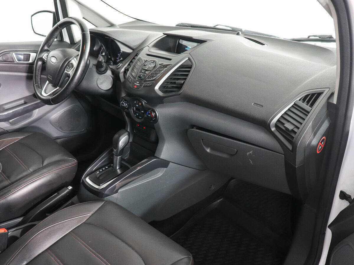 Ford EcoSport с пробегом — 2015 год. Фото: #9