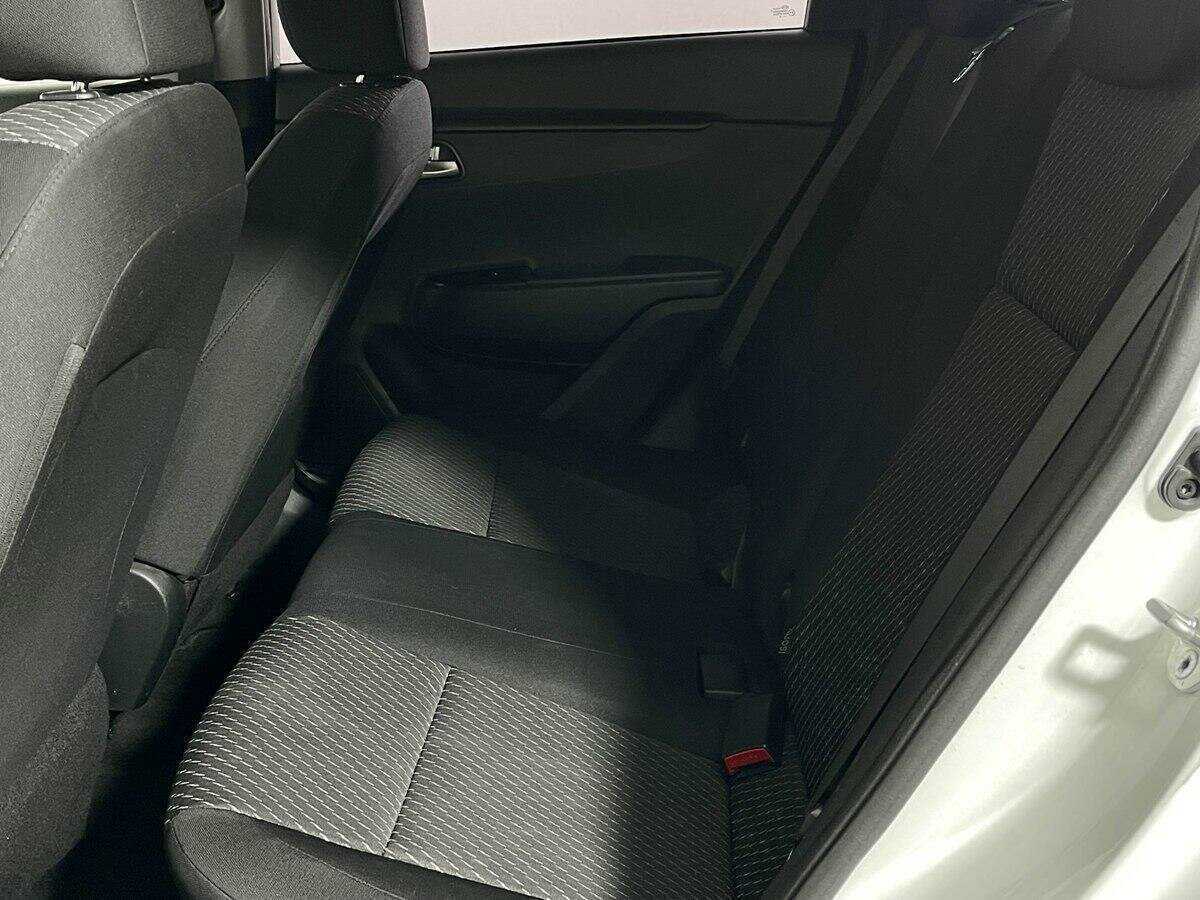 Kia Rio с пробегом — 2018 год. Фото: #9