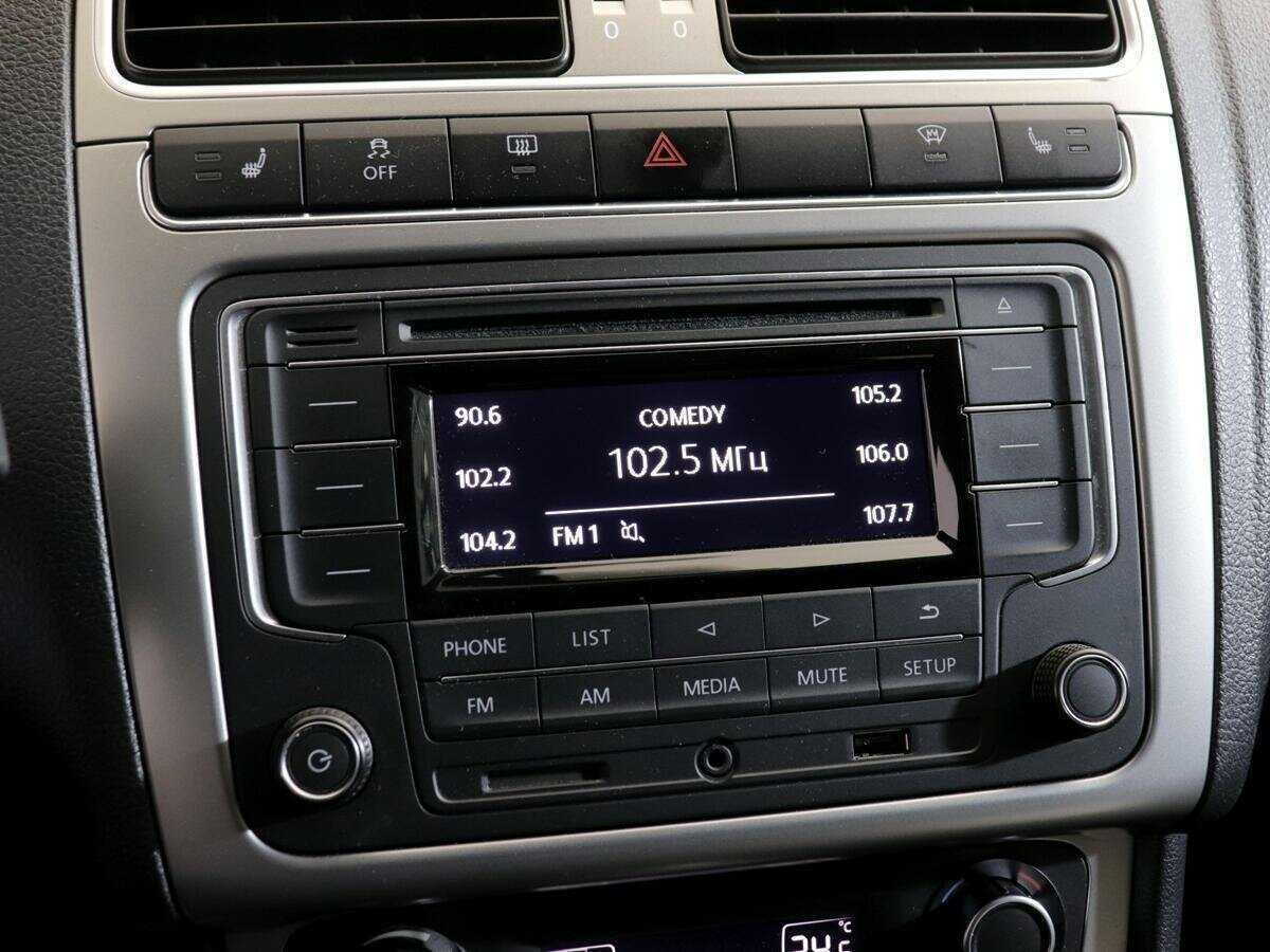 Volkswagen Polo с пробегом — 2017 год. Фото: #15