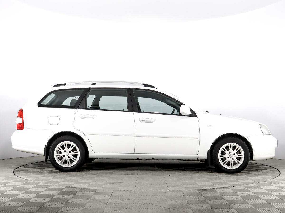 Chevrolet Lacetti с пробегом — 2012 год. Фото: #3