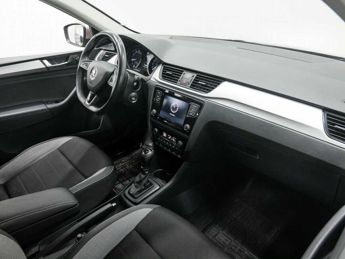 Skoda Rapid с пробегом — 2019 год. Фото: #7