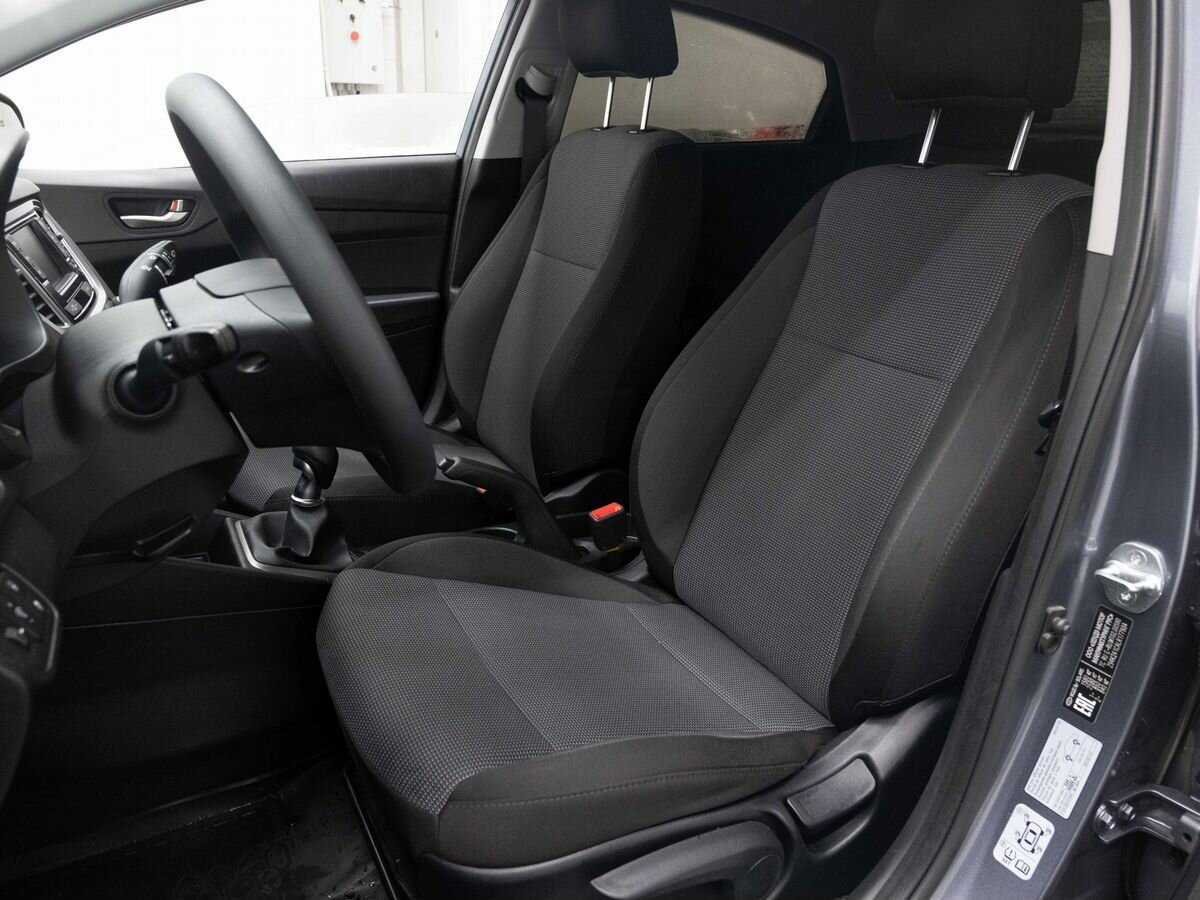 Hyundai Solaris с пробегом — 2019 год. Фото: #9