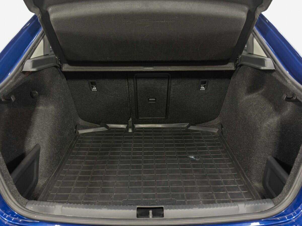 Skoda Rapid с пробегом — 2020 год. Фото: #24