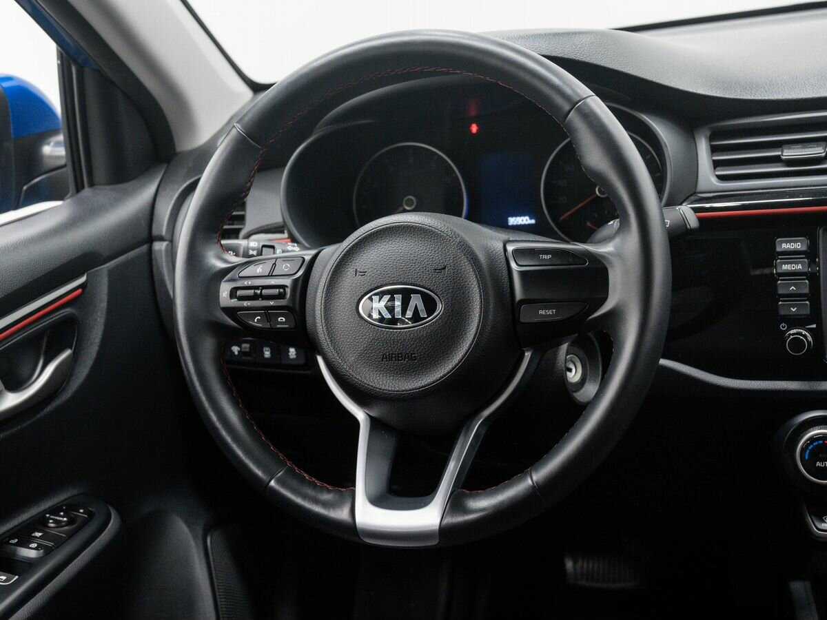 Kia Rio с пробегом — 2020 год. Фото: #10