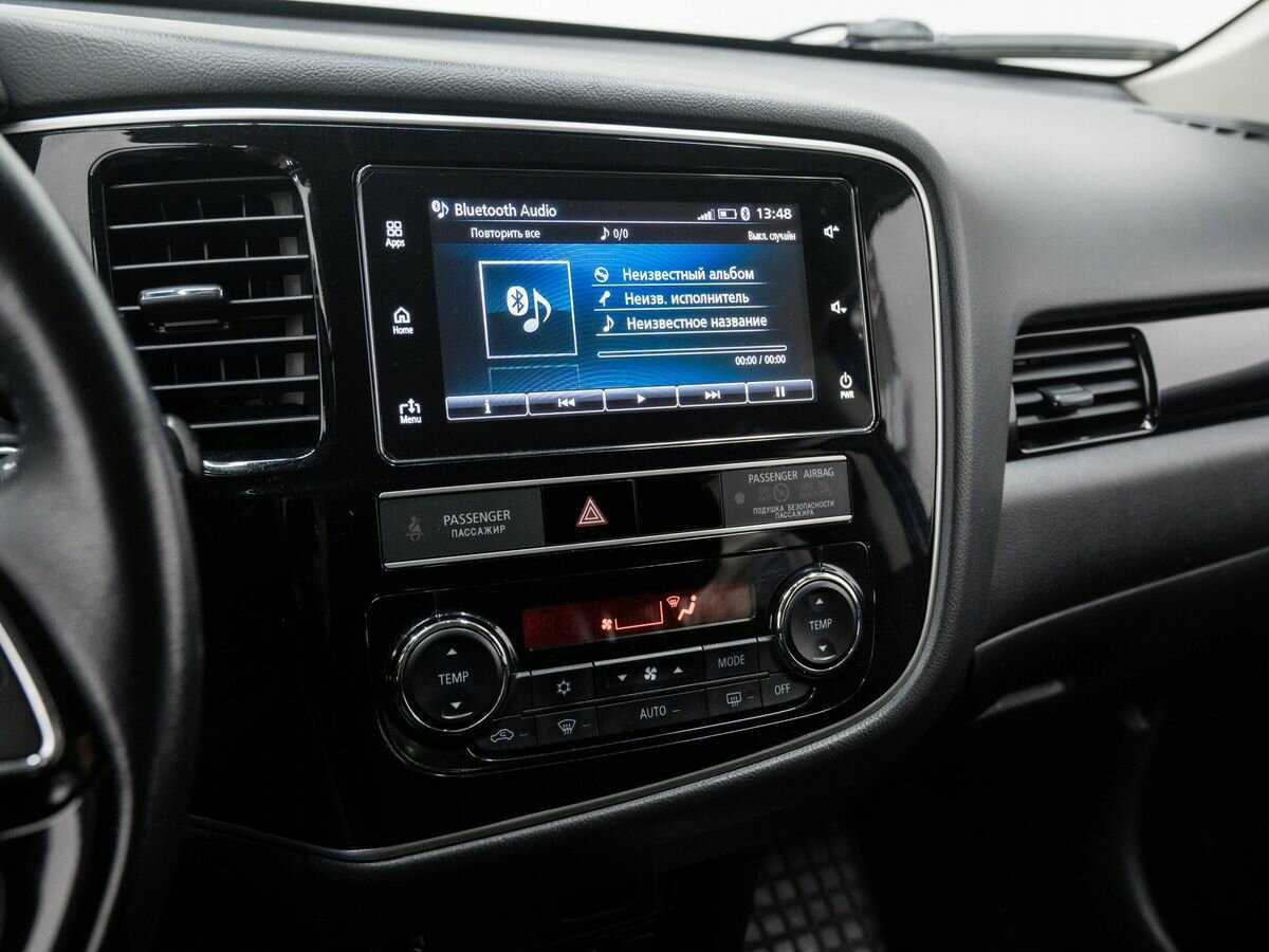 Mitsubishi Outlander с пробегом — 2019 год. Фото: #19