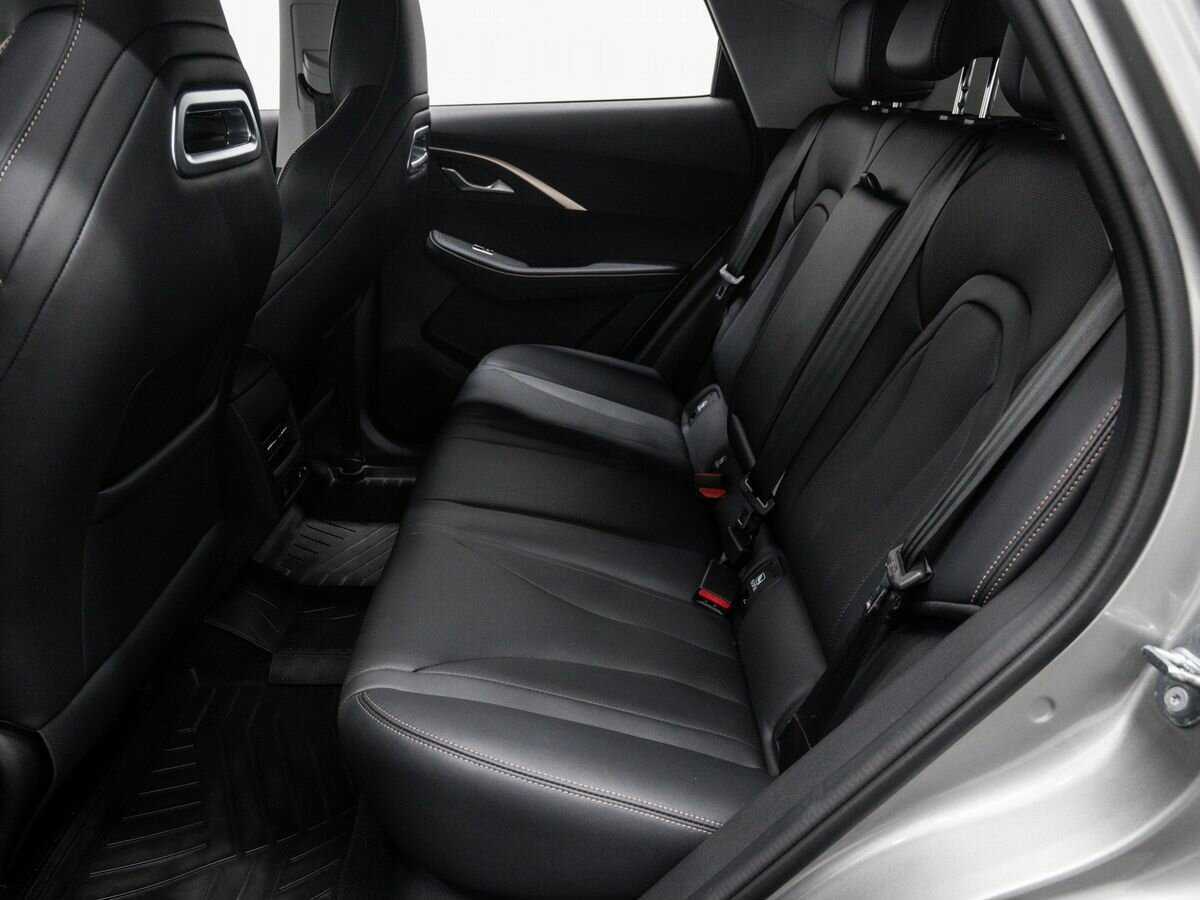 OMODA C5 с пробегом — 2023 год. Фото: #13