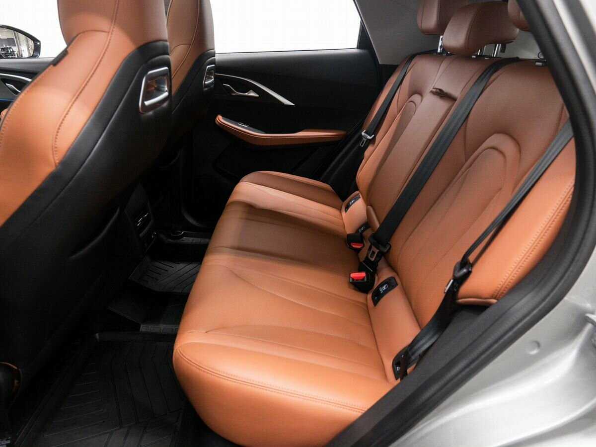 OMODA C5 с пробегом — 2023 год. Фото: #13