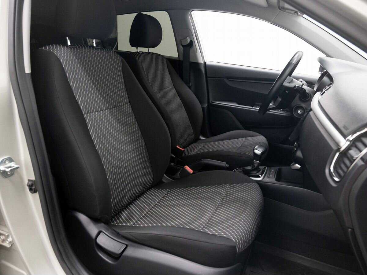 Kia Rio с пробегом — 2020 год. Фото: #13