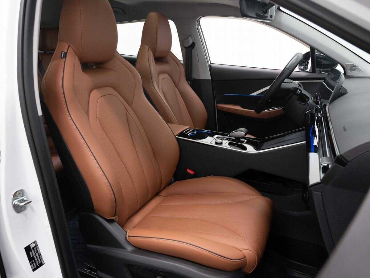 OMODA C5 с пробегом — 2023 год. Фото: #13