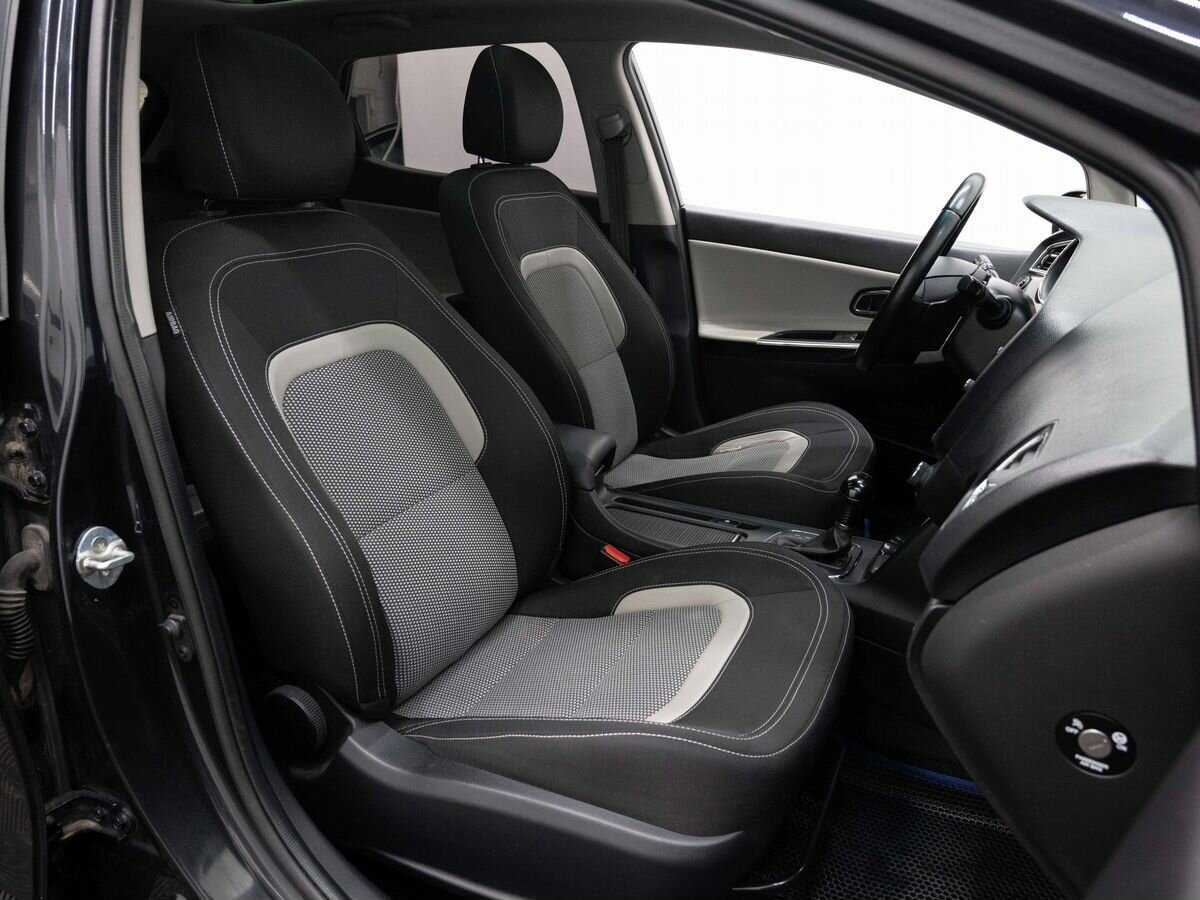 Kia Ceed с пробегом — 2017 год. Фото: #12