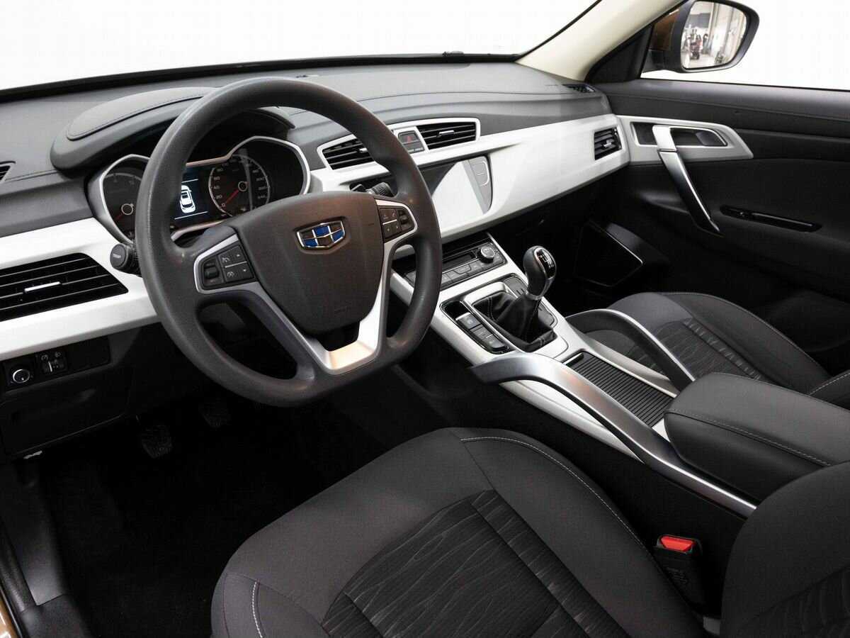 Geely Atlas с пробегом — 2020 год. Фото: #8