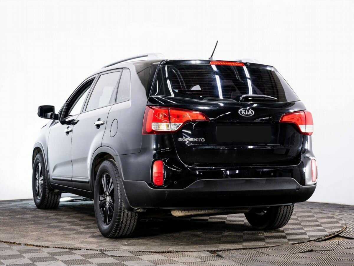Kia Sorento с пробегом — 2014 год. Фото: #3
