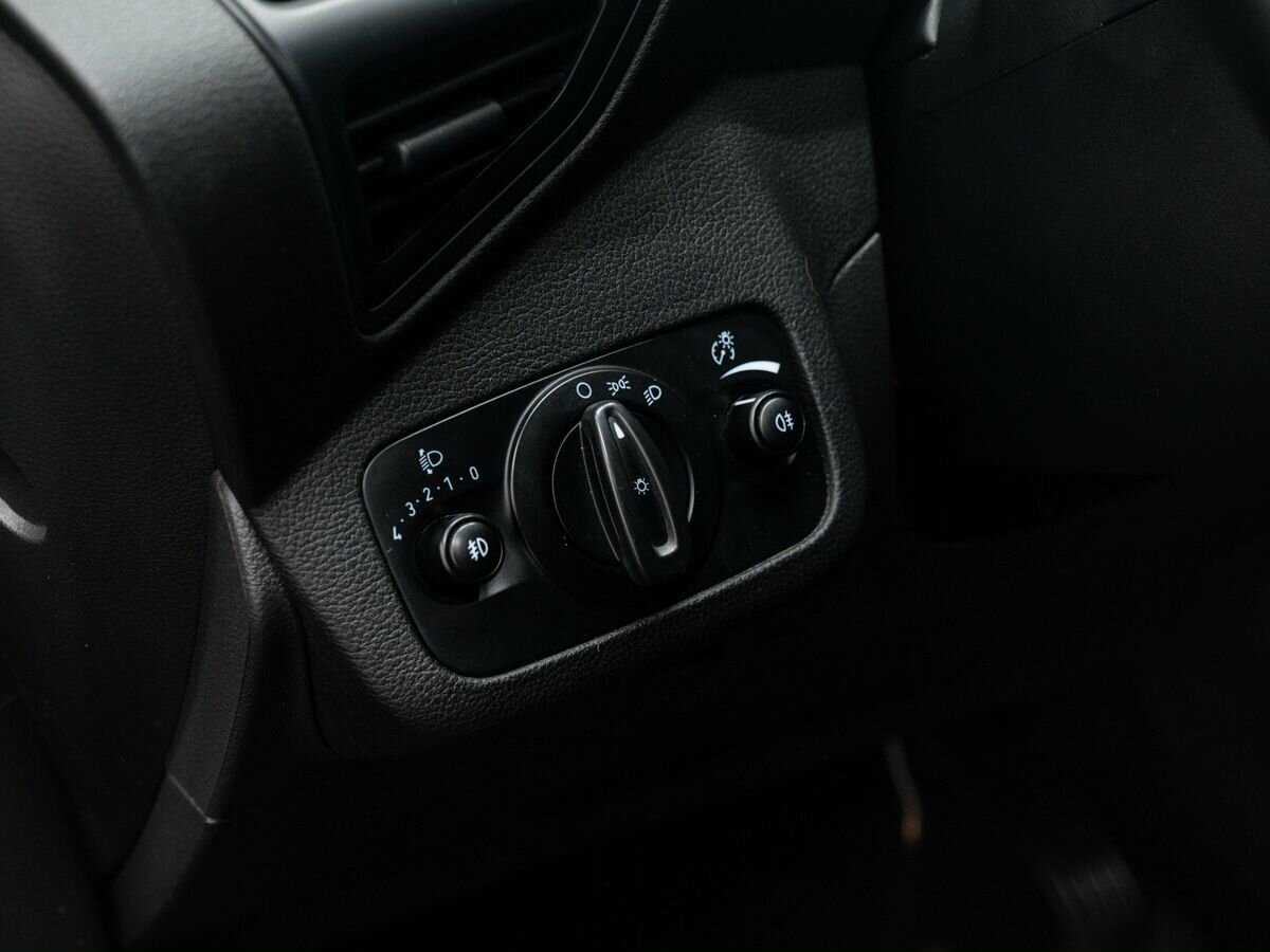 Ford Kuga с пробегом — 2017 год. Фото: #16