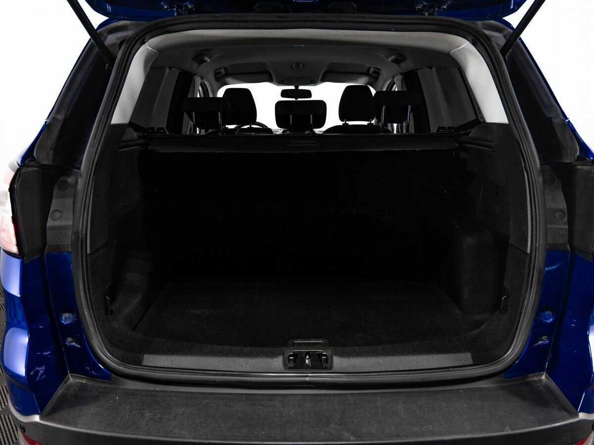 Ford Kuga с пробегом — 2017 год. Фото: #22