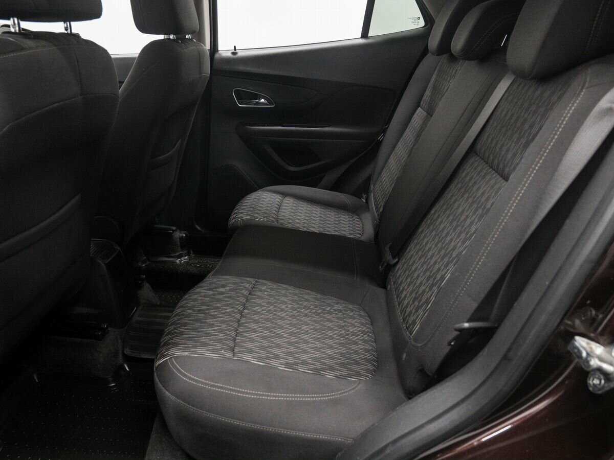 Opel Mokka с пробегом — 2013 год. Фото: #12