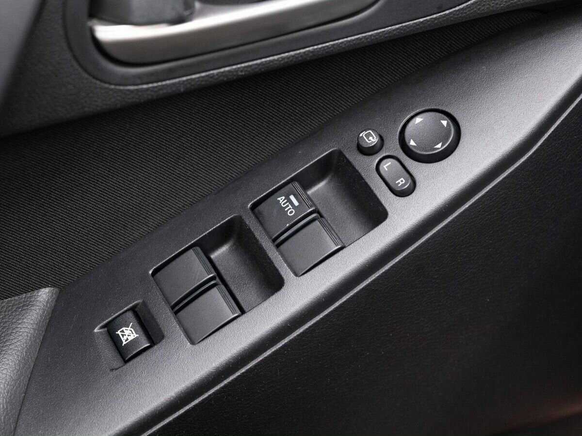 Mazda 3 с пробегом — 2012 год. Фото: #18