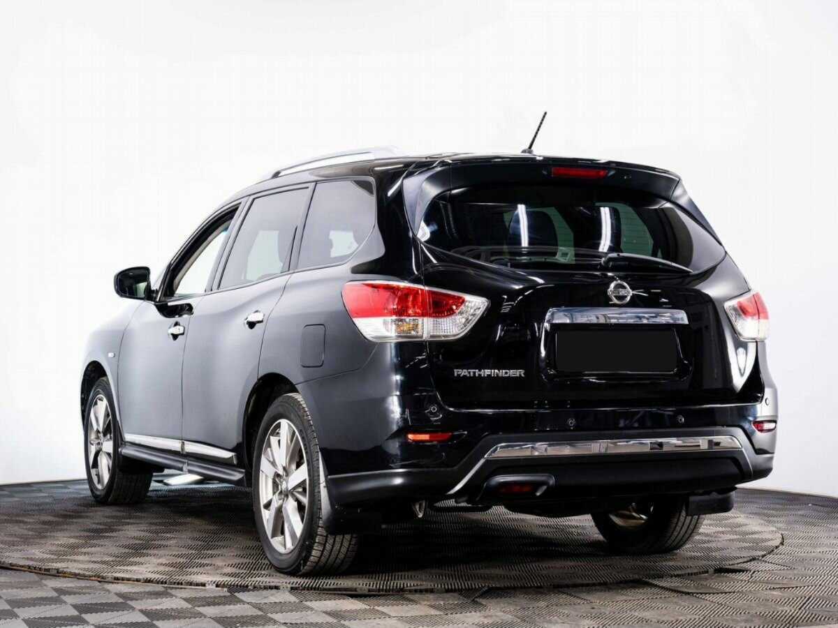 Nissan Pathfinder с пробегом — 2014 год. Фото: #3