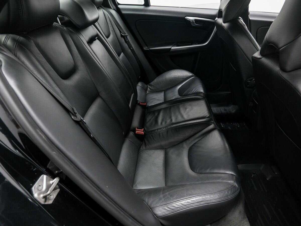 Volvo S60 с пробегом — 2013 год. Фото: #9