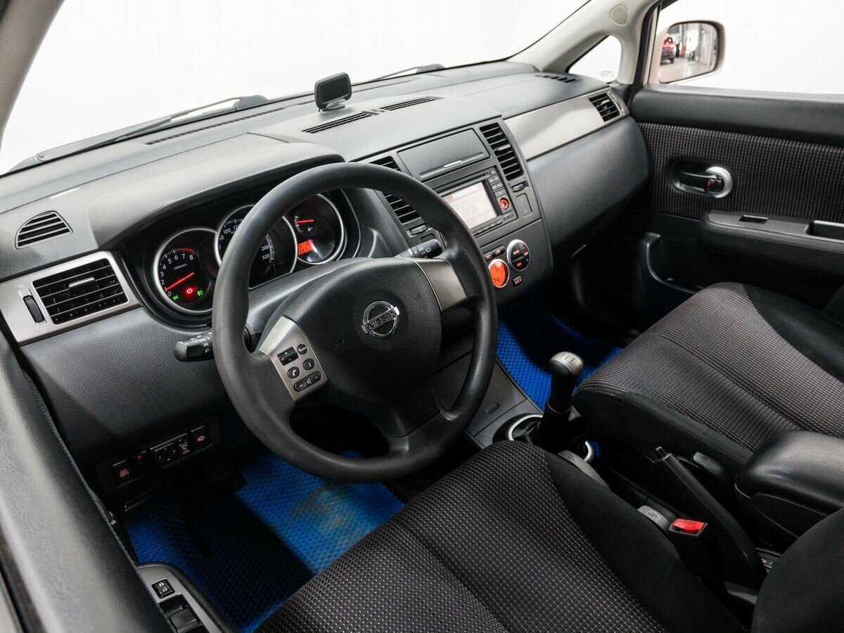 Nissan Tiida с пробегом — 2012 год. Фото: #13