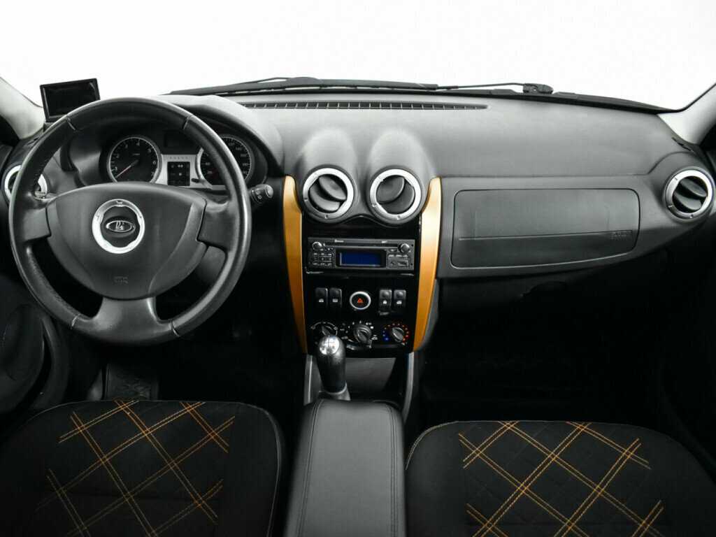 Lada (ВАЗ) Largus с пробегом — 2016 год. Фото: #11