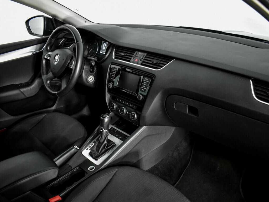 Skoda Octavia с пробегом — 2014 год. Фото: #8