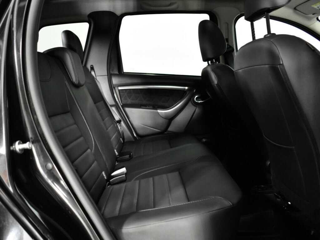 Renault Duster с пробегом — 2017 год. Фото: #9