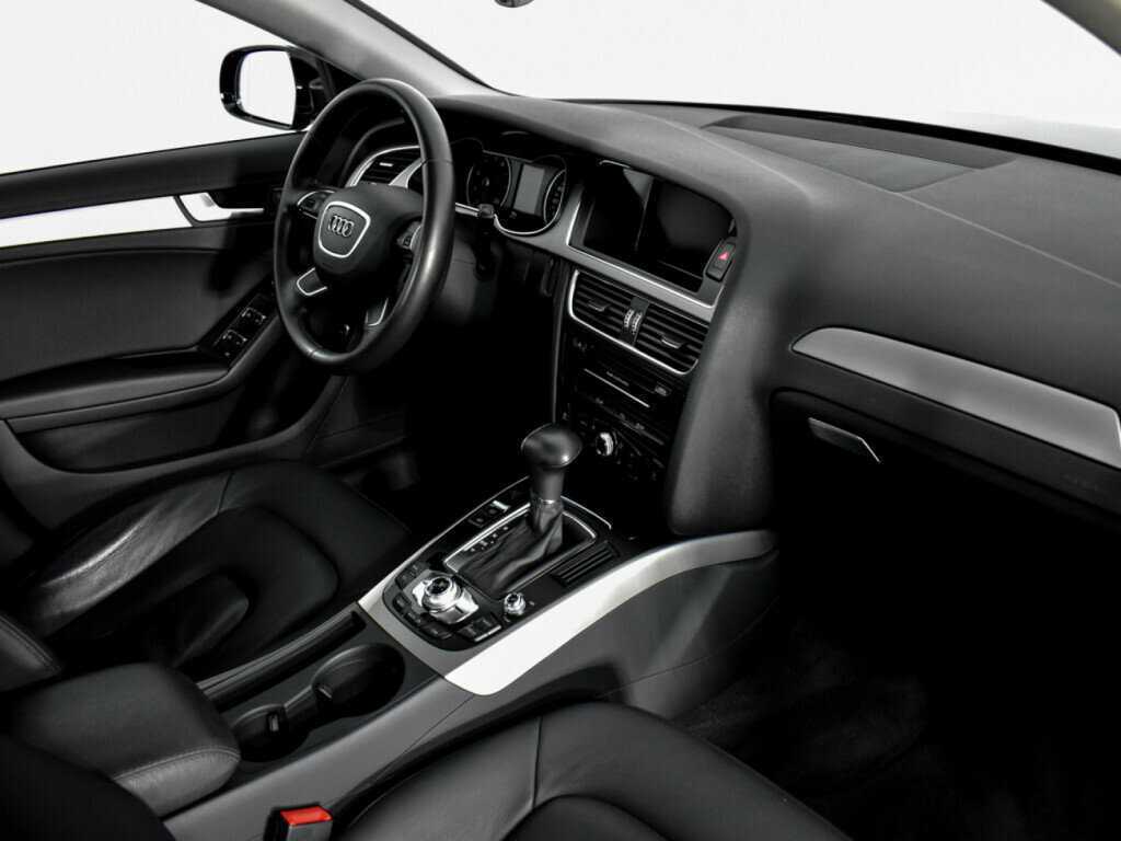 Audi A4 с пробегом — 2013 год. Фото: #12