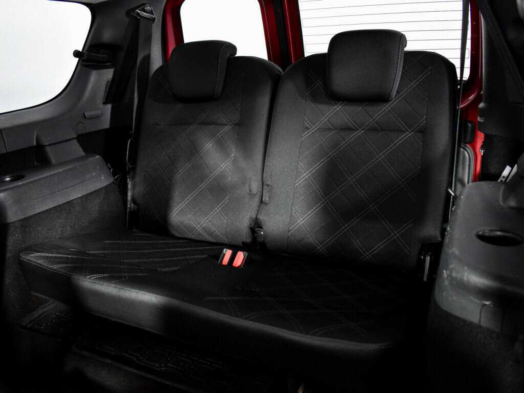 Lada (ВАЗ) Largus с пробегом — 2018 год. Фото: #10