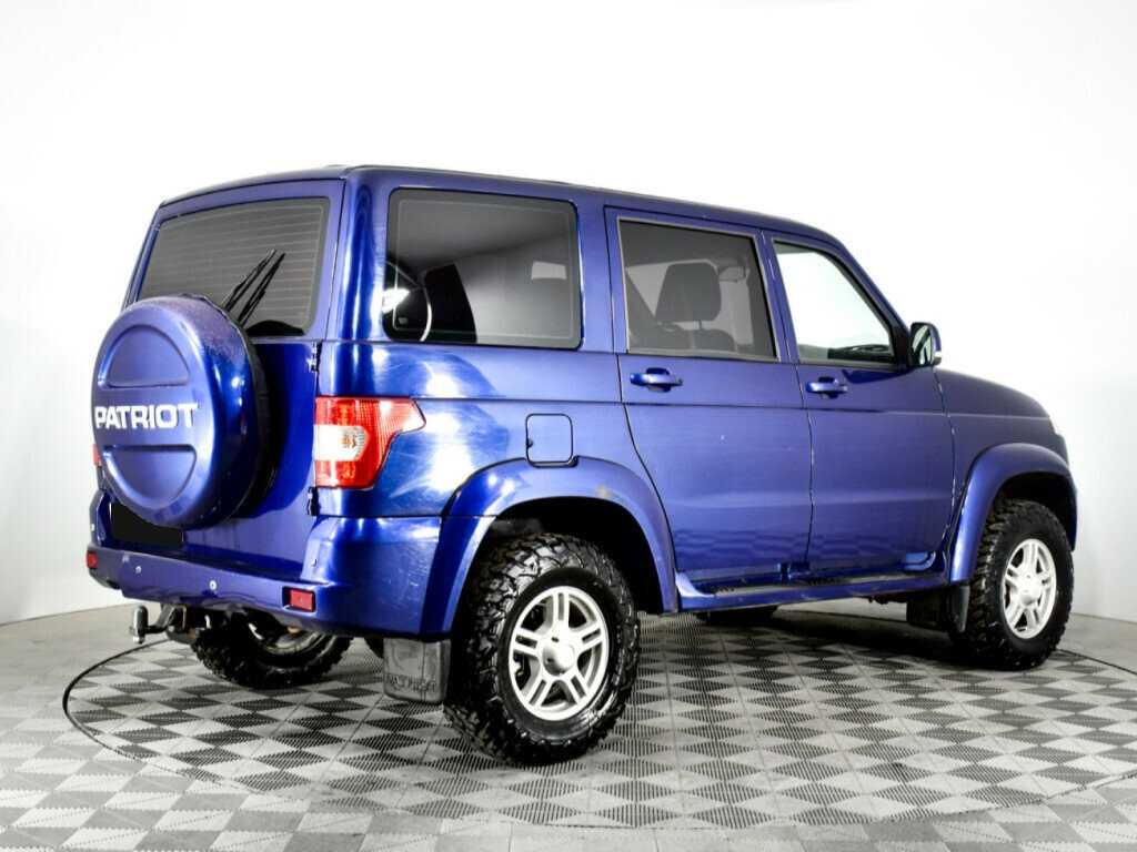 УАЗ Patriot с пробегом — 2015 год. Фото: #3