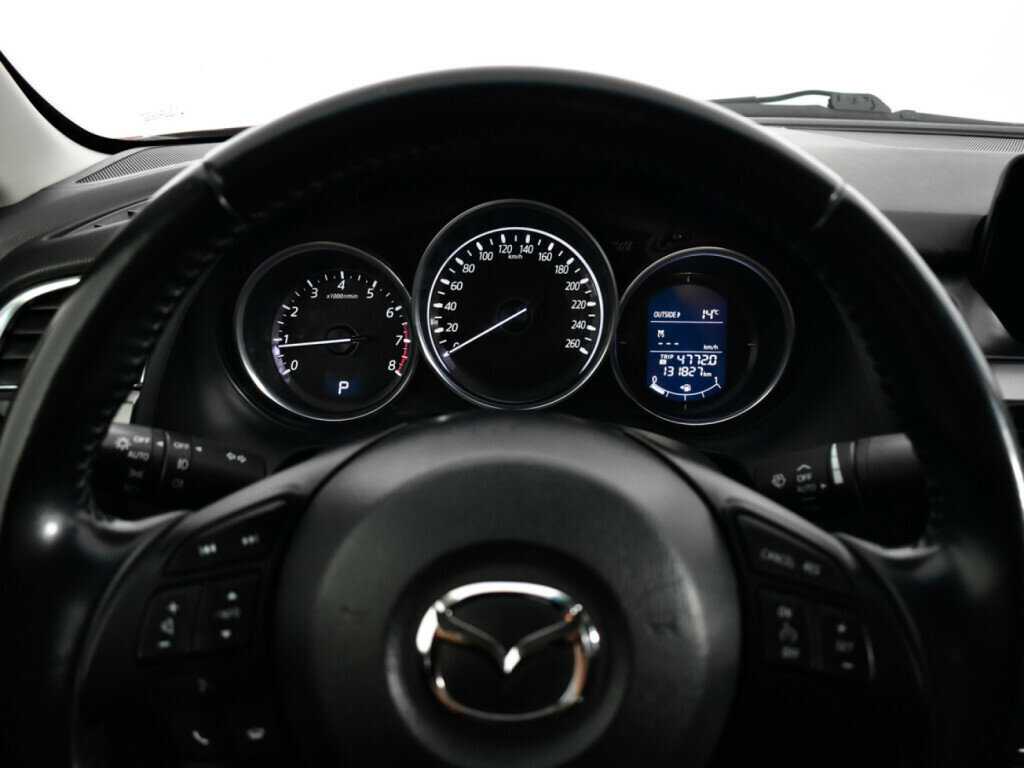 Mazda 6 с пробегом — 2016 год. Фото: #10