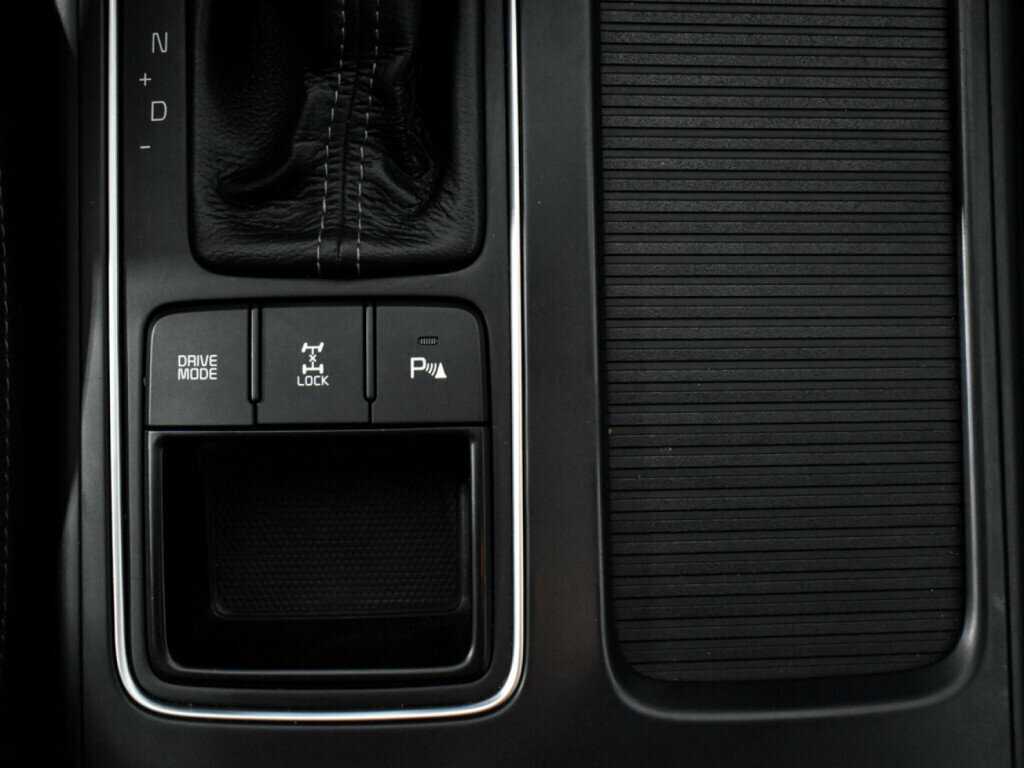 Kia Sorento с пробегом — 2017 год. Фото: #9